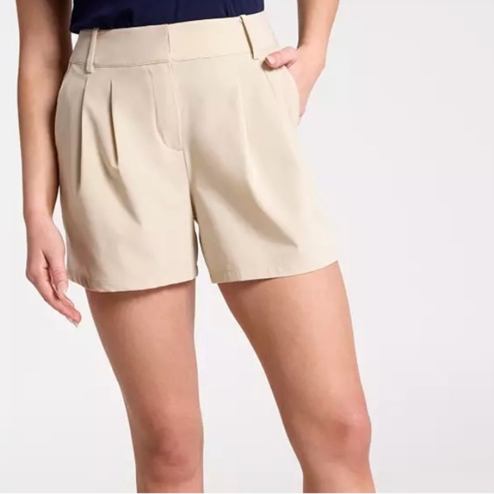 Calia Women’s Golf E-Waisted Tailored Shorts Women’s Beige Size 0
